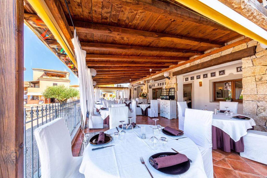 Hotel Il Faro Di Molara Porto San Paolo  Exterior foto
